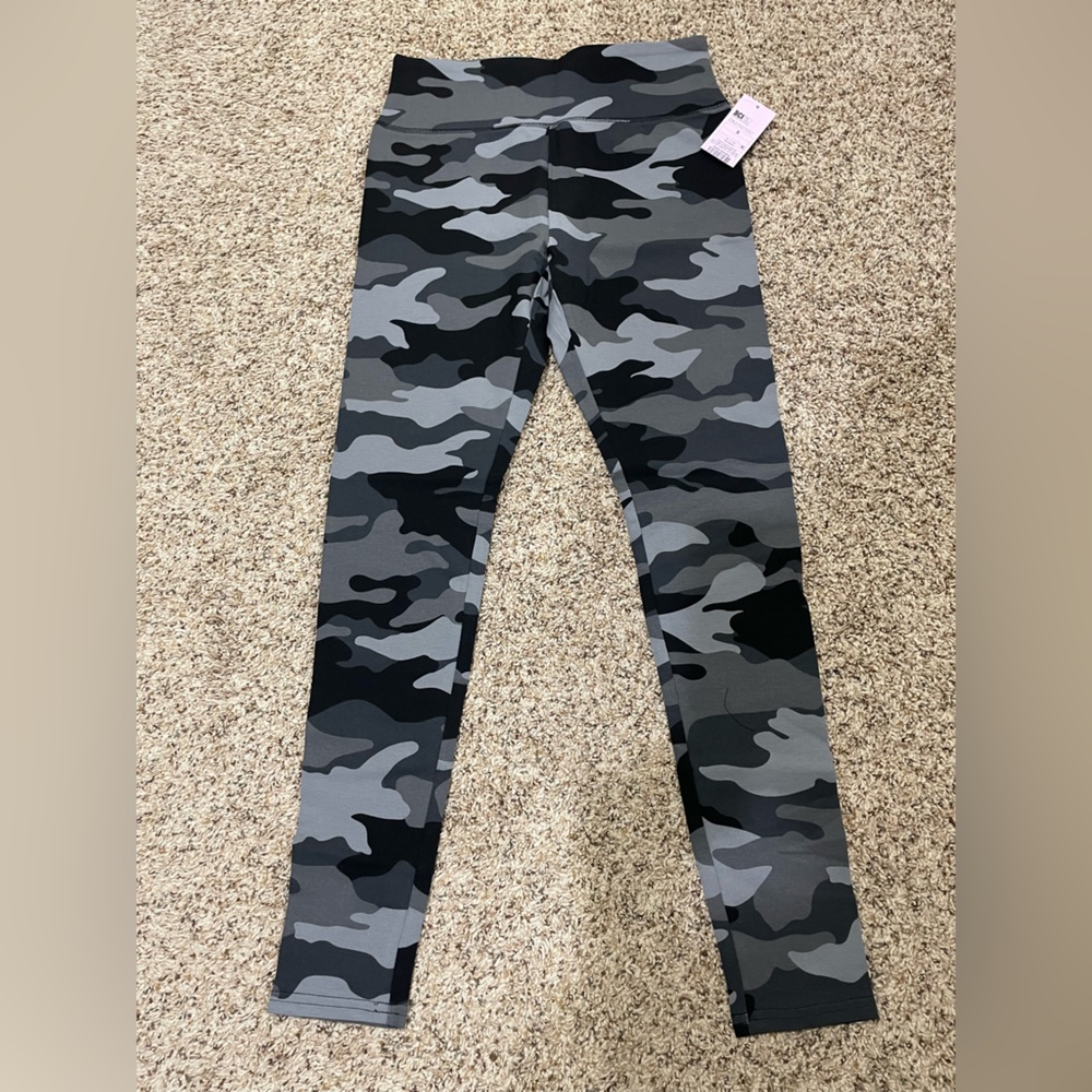 Wild Fable Camo Leggings